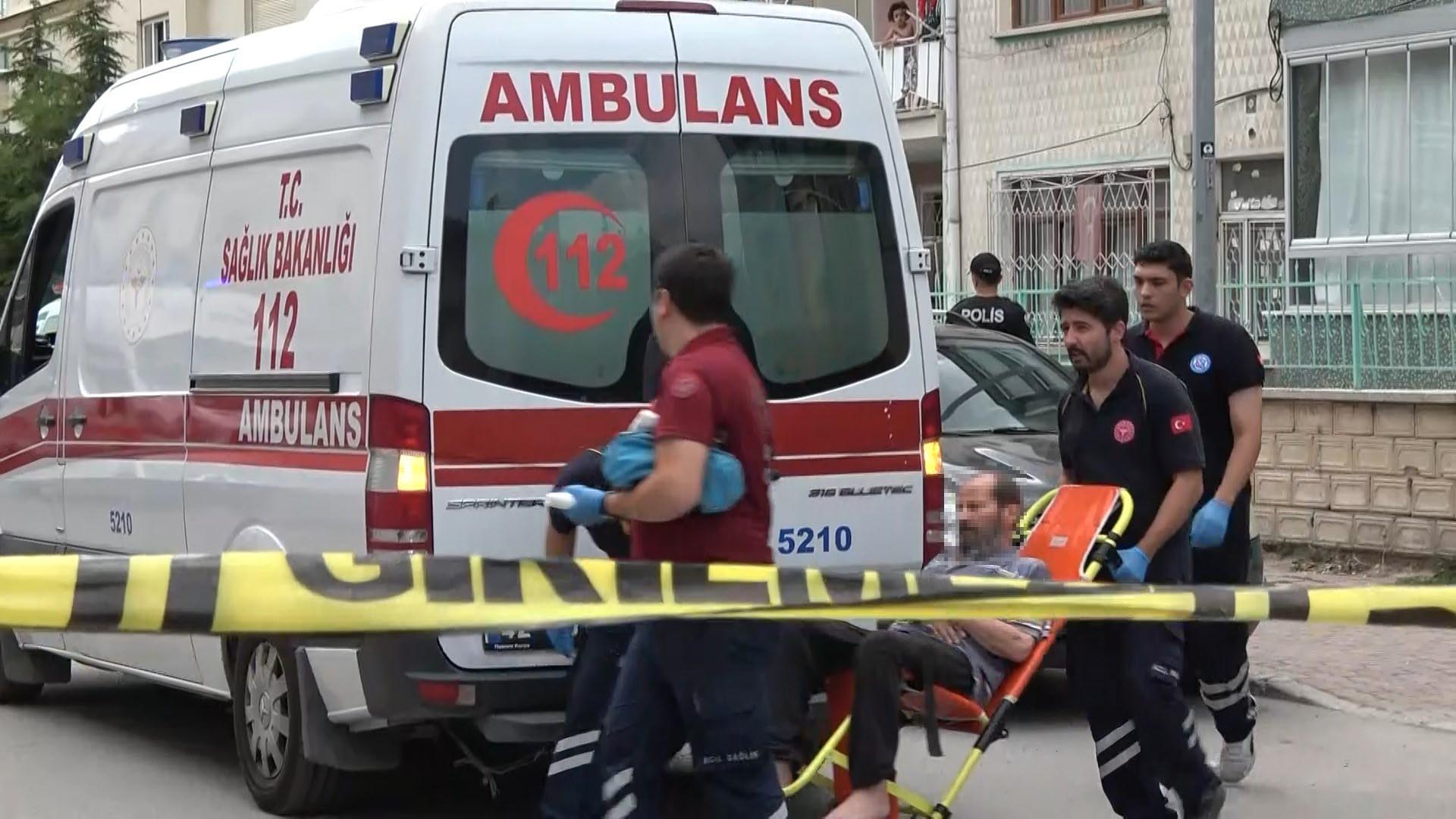 Tartıştığı üvey annesi ve kız kardeşini bıçaklayarak öldürdü