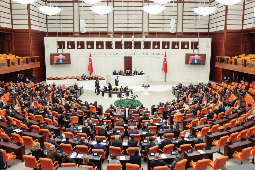 MECLİS'TE OTURMA DÜZENİ DE DEĞİŞECEK 4