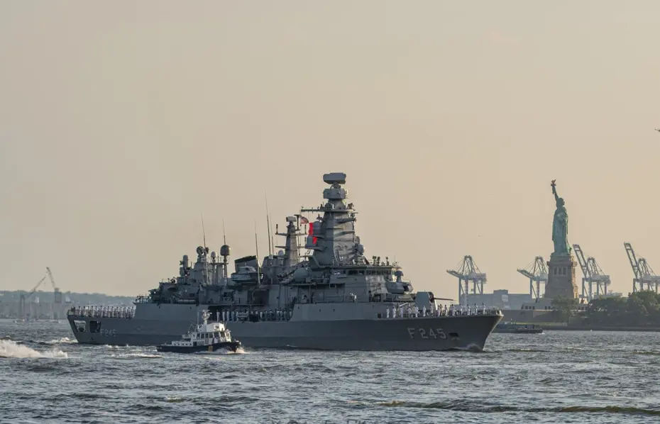 New York'ta TCG Oruçreis rüzgarı