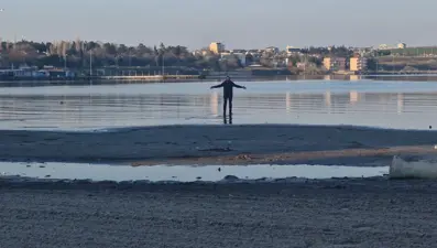 Tekirdağ’da tedirgin eden görüntü. Deniz 20 metre çekildi