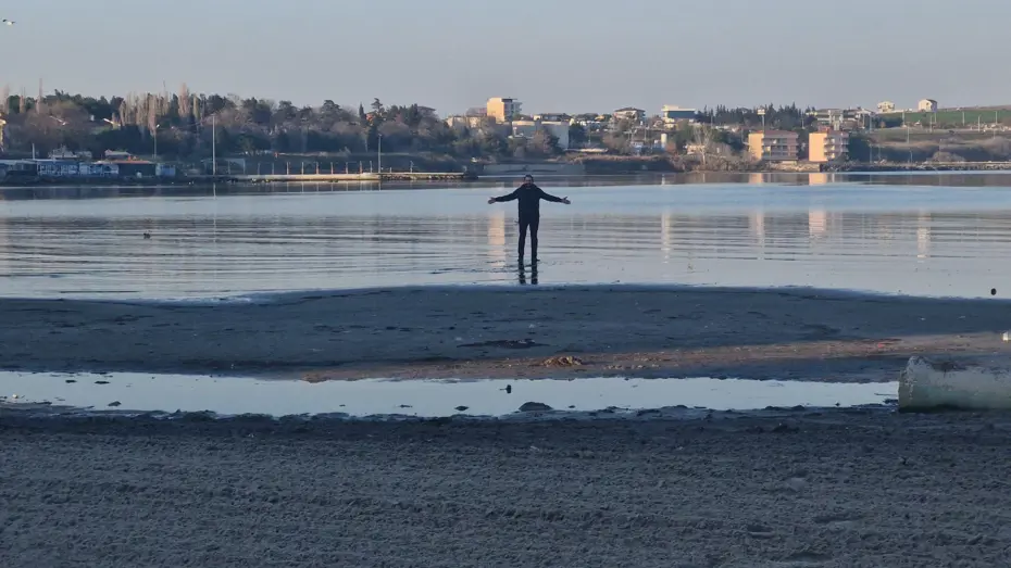 Tekirdağ’da tedirgin eden görüntü. Deniz 20 metre çekildi