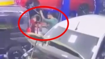 17 yaşındaki çocuğa "telefona baktın" dayağı