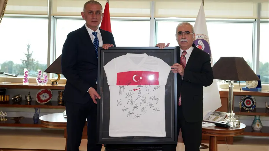 TFF Başkanı Hacıosmanoğlu'ndan AYM Başkanı Özkaya'ya ziyaret