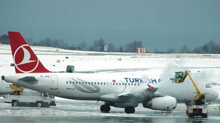 Uçuşlara kar engeli. THY, 50 seferini karşılıklı iptal etti