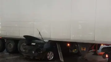 TIR ile çarpışan aracın sürücüsü ve eşi hayatını kaybetti 