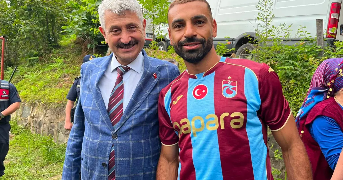 Trabzon'da belediye başkanından Salah'ı gülümseten teklif