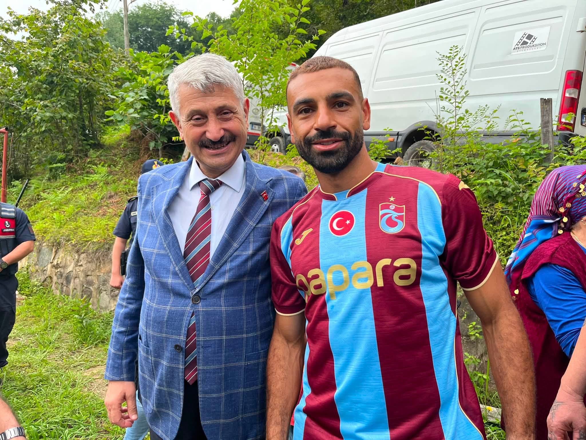 Trabzon'da belediye başkanından Salah'ı gülümseten teklif