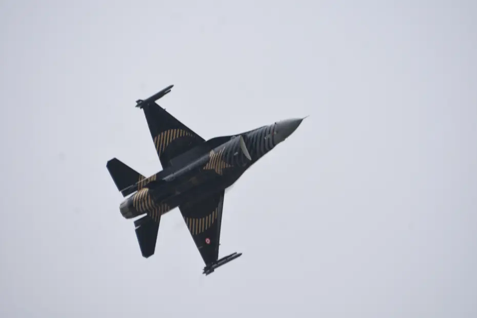 SOLOTÜRK, Antalya'da 23 Nisan için gösteri uçuşu yapacak