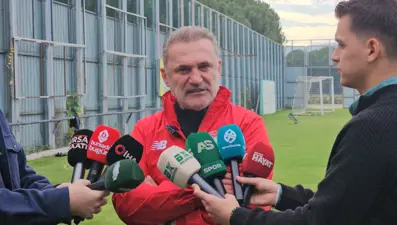 Tahsin Tam'dan oyuncularına "güçlü futbol" mesajı