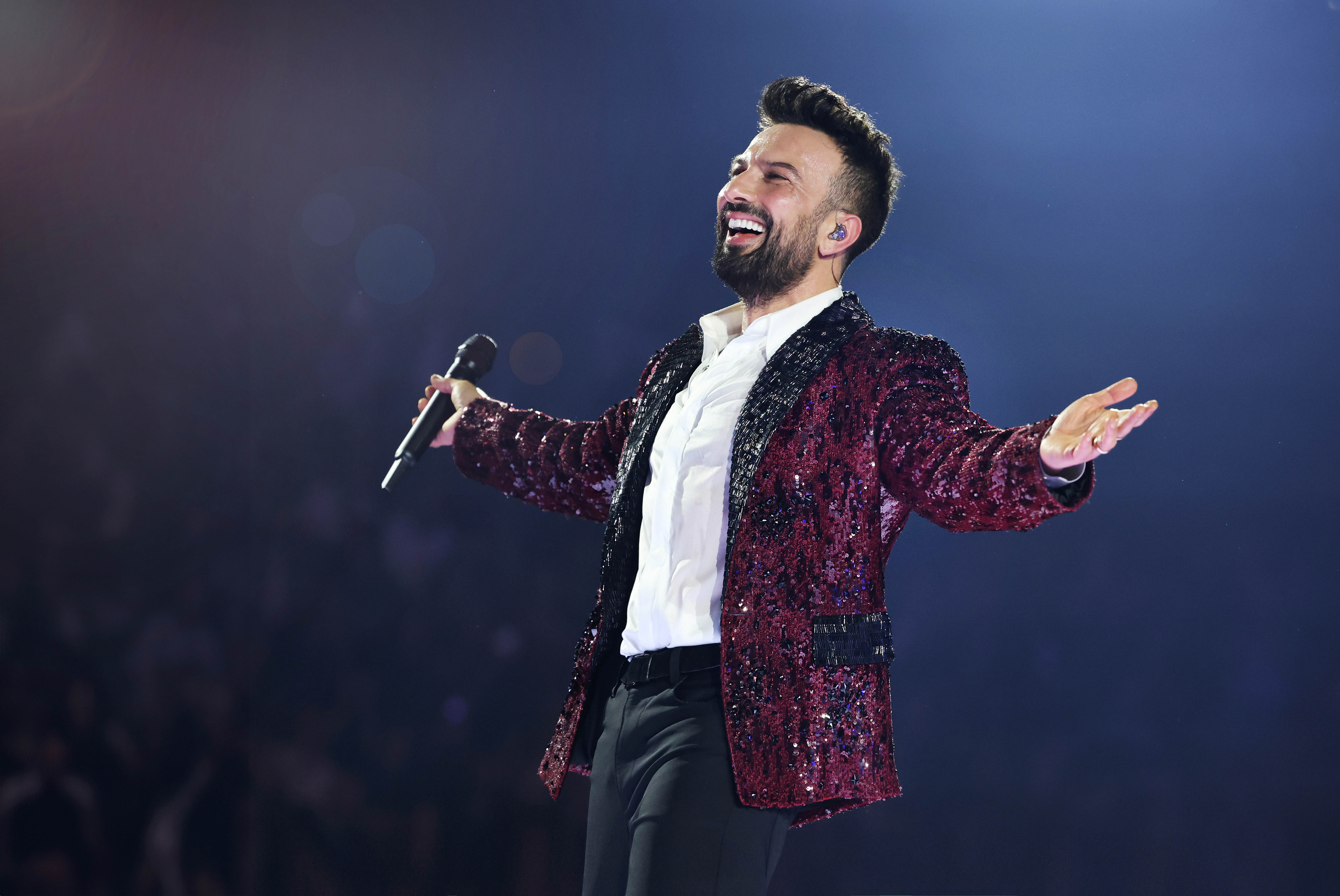 29 Ağustos'ta D Maris Bay'de Megastar Tarkan Rüzgarı