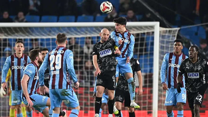 Şampiyonluk yarışında yeni perde. Galatasaray, Fenerbahçe ve Trabzonspor'un kalan maçları 3