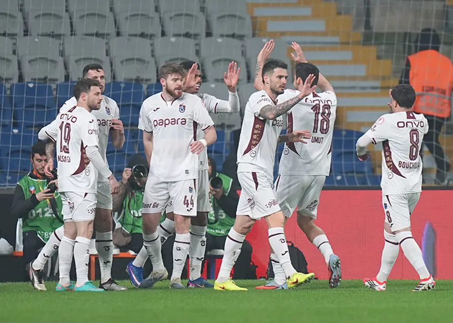 Trabzonspor, 6 gollü düelloda Başakşehir'i devirdi ve çeyrek finale çıktı