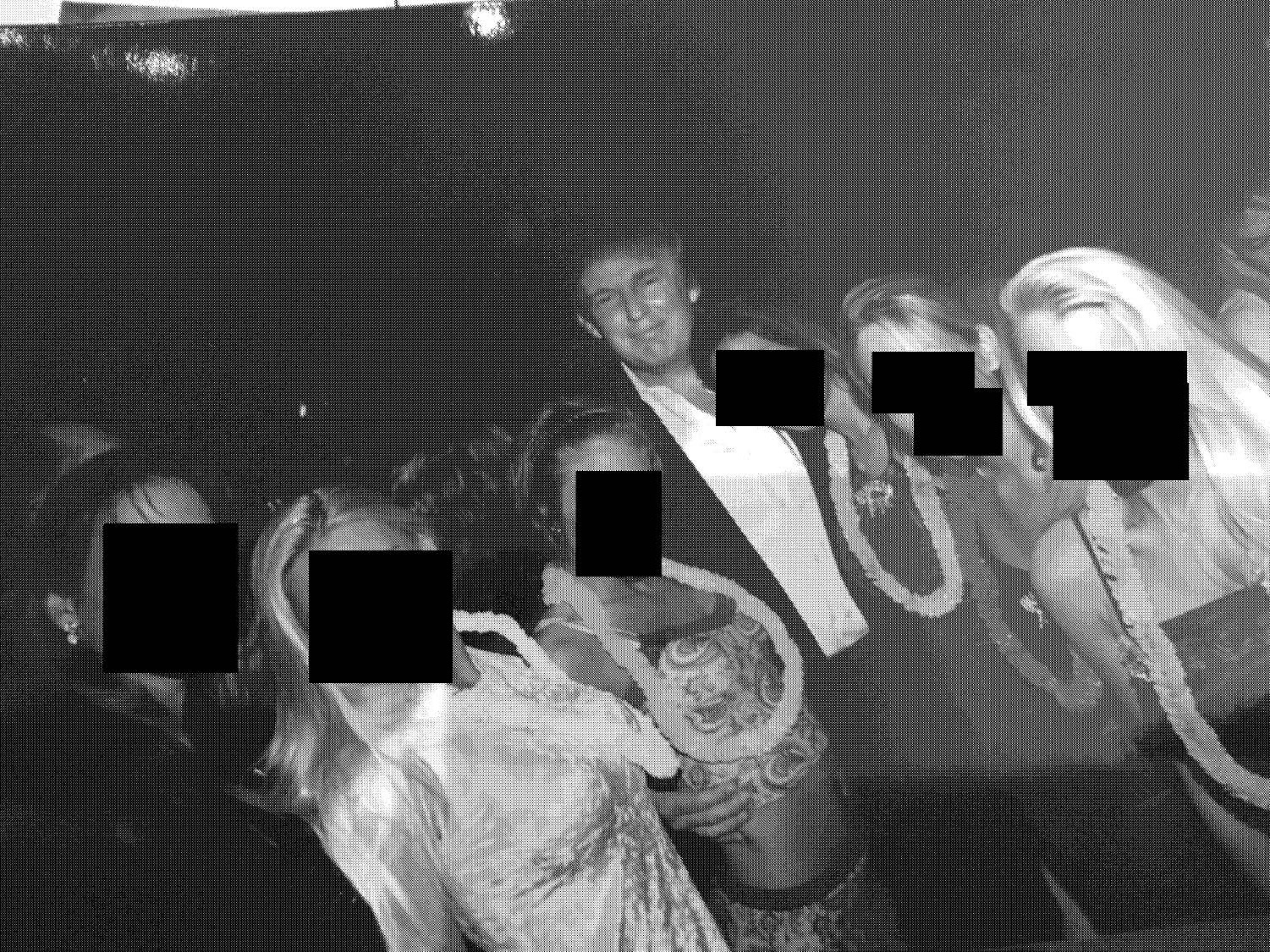 Epstein'in evinden yeni fotoğraflar yayınlandı. Aralarında Trump da var