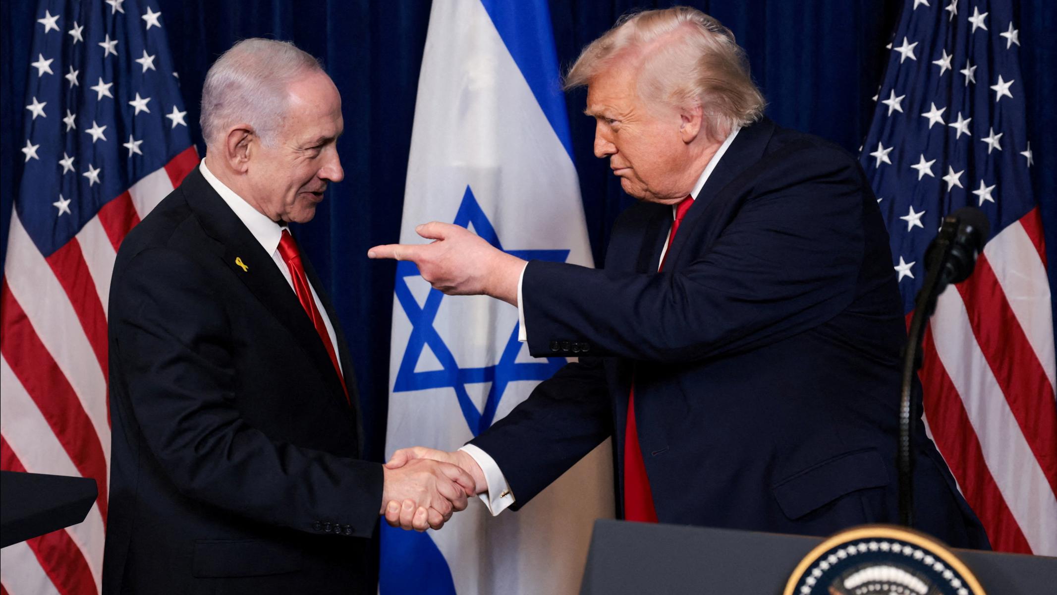 Trump'tan Netanyahu açıklaması. "İran karşısında tek başına kalabileceğini söyledim"