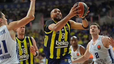 EuroLeague'deki Türk derbisinde kazanan Fenerbahçe Beko