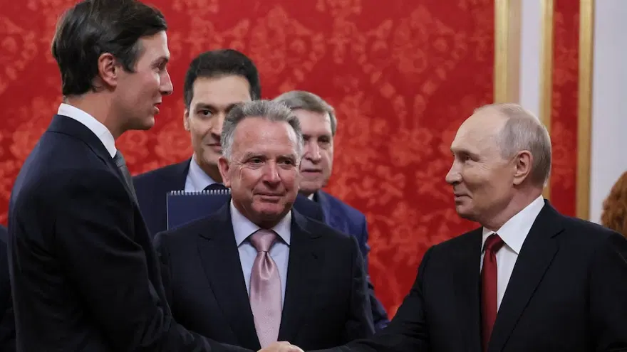 Putin, Trump'ın özel temsilcileriyle Kremlin'de görüştü 2 Putin, Trump'ın özel temsilcileriyle Kremlin'de görüştü 2