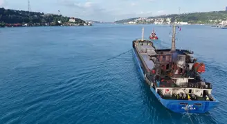 Karadeniz'de saldırıya uğrayan gemi İstanbul'daUkrayna açıklarında saldırıya uğrayan Türk şirketine ait ANT isimli kargo gemisi, İstanbul Boğazı'ndan geçti.