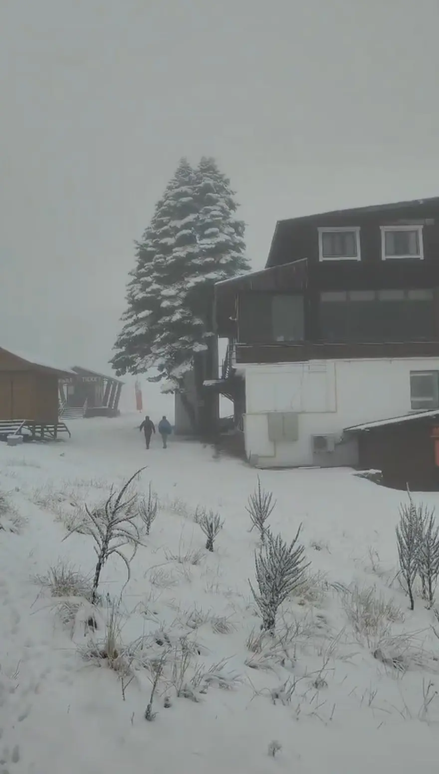 KIŞ LASTİĞİ OLMAYAN ARAÇLARIN ÇIKIŞINA İZİN YOK 3