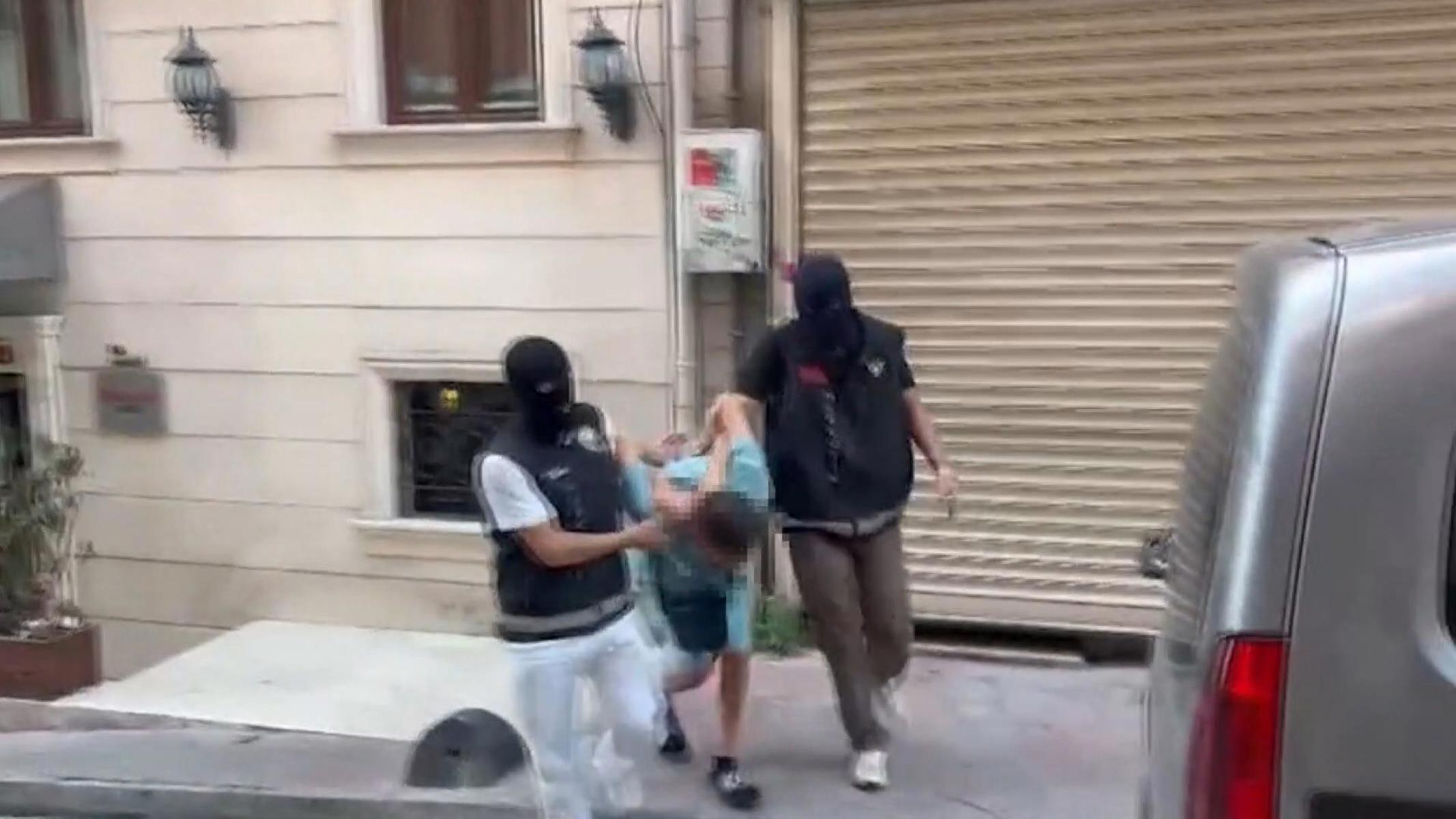 İngiltere’den kırmızı bültenle aranan uyuşturucu kaçakçısı İstanbul’da yakalandı