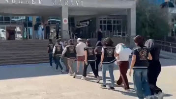 Üniversite öğrencilerini fuhşa teşvik etmişler. Şüphelilere 3 ilde operasyon