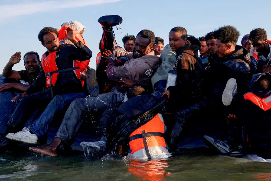 İngiltere'nin Fransa'ya sınır dışı ettiği göçmenlerin akıbeti belirsiz 