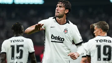 Gollerle başladı, derbiye damga vurdu. Men cezası geliyor