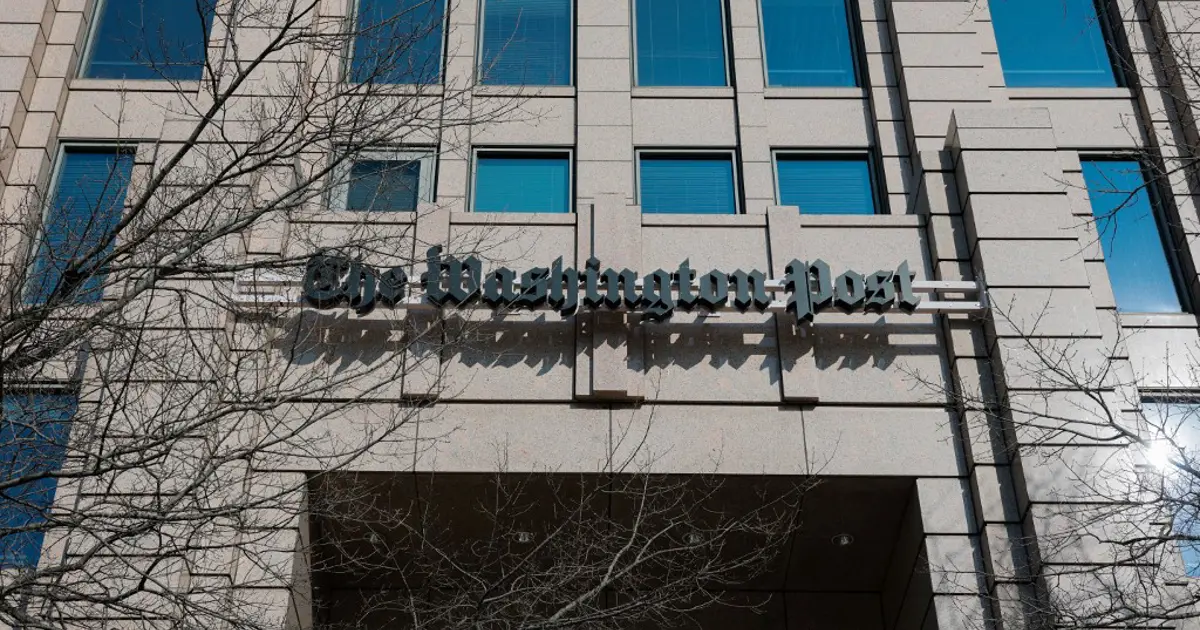 Washington Post'ta yüzlerce gazeteciyi işten çıkaran CEO istifa etti