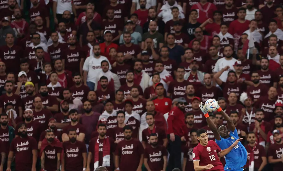 ABD ve İsrail'in İran'a karşı açtığı savaş sonrası Katar'da futbol müsabakaları askıya alındı