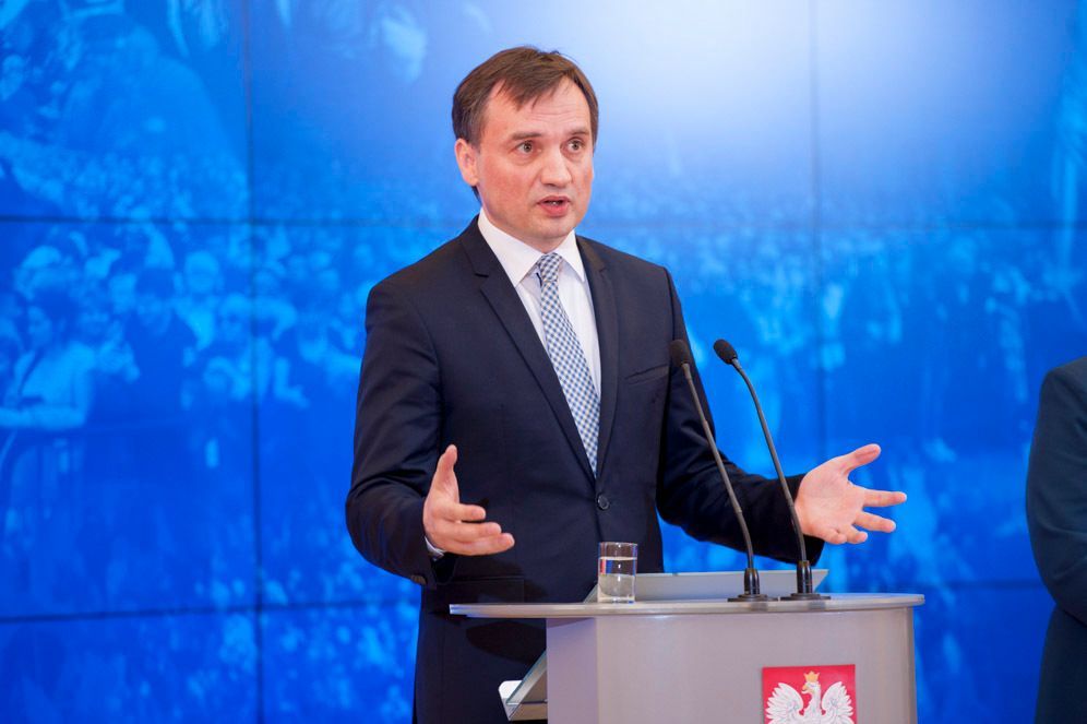 Macaristan'dan Polonyalı bakana siyasi sığınma