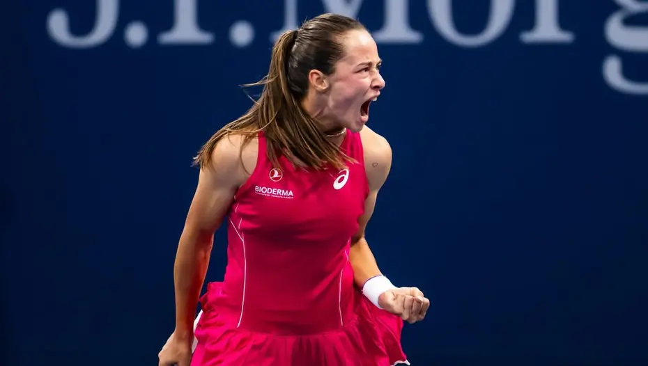 Milli tenisçi Zeynep Sönmez tarihe geçti!