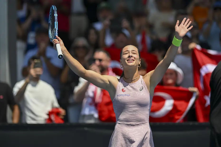 Zeynep Sönmez'den bir ilk. Avustralya Açık'ta 3. tura çıktı