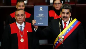 Venezuela'da Maduro devlet başkanlığı için yemin etti