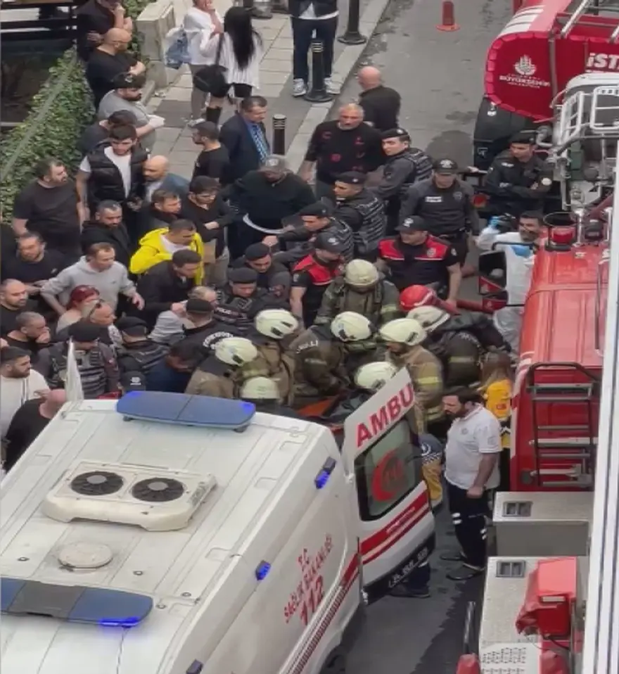 İstanbul Beşiktaş'ta yangın faciası: 29 ölü 31 İstanbul Beşiktaş'ta yangın faciası: 29 ölü 31