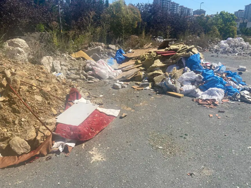Ataşehir'de mahalle ortasında 'korku alanı' 3