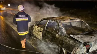 Otoyolda yangın paniği: Gişelerde yanmaya başladı