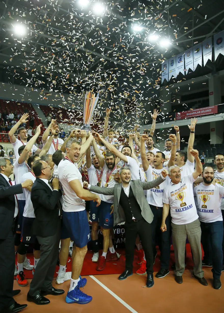 Kadınların ardından erkeklerde de özlenen tablo! Kadınların ardından erkeklerde de özlenen tablo!