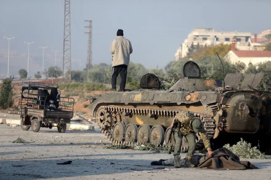 Suriye'de silahlı muhalifler başkente girdi: Esad Rusya'ya kaçtı 16 Suriye'de silahlı muhalifler başkente girdi: Esad Rusya'ya kaçtı 16