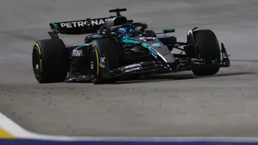 Formula 1 Singapur GP'sinde kazanan George Russell!