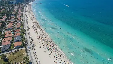 Turizm geliri 34 milyar 520 milyon 332 bin dolar oldu