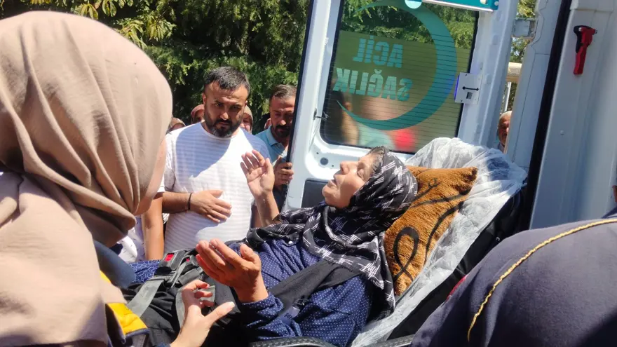 Pençe-Kilit şehidine veda: Annesi sedye ile getirildi 4