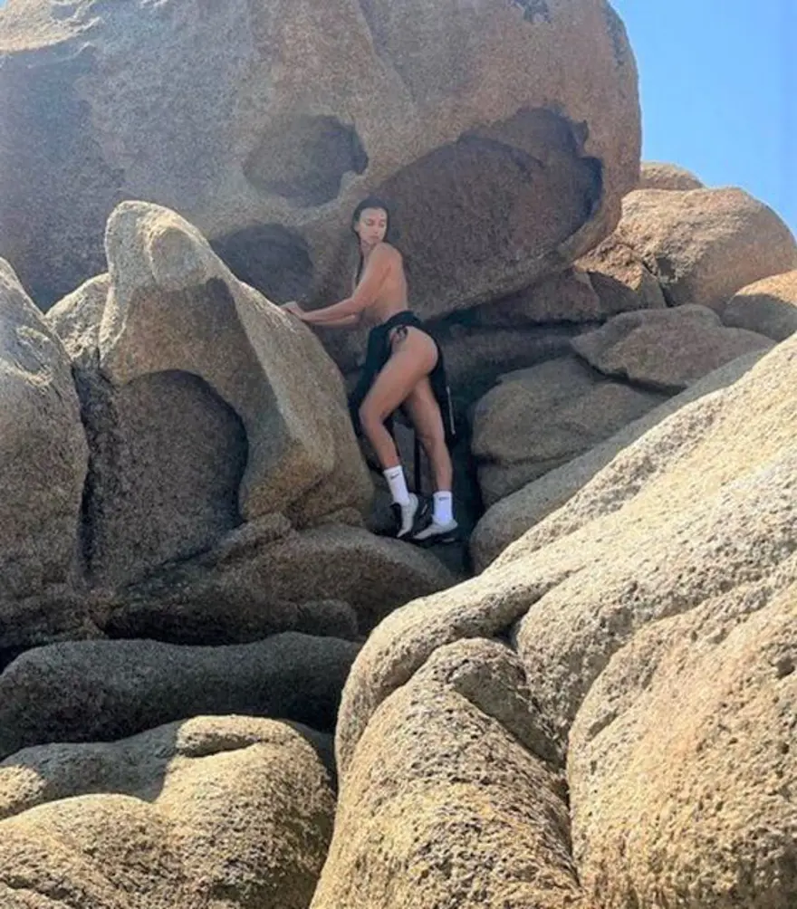 Tom Brady ile anılıyordu: Irina Shayk eski aşkı Bradley Cooper ile tatilde 2 Tom Brady ile anılıyordu: Irina Shayk eski aşkı Bradley Cooper ile tatilde 2