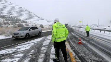 Kahramanmaraş-Göksun yolu kar nedeniyle kapandı