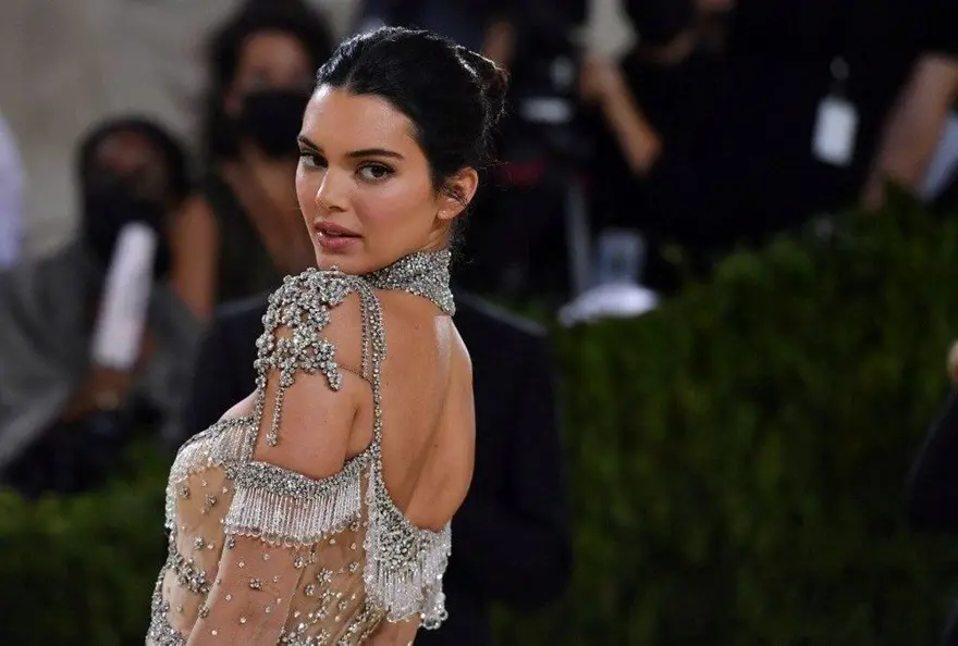 Kendall Jenner'dan anksiyete itirafı: Sahtekar pozu vermeyi bıraktım 5