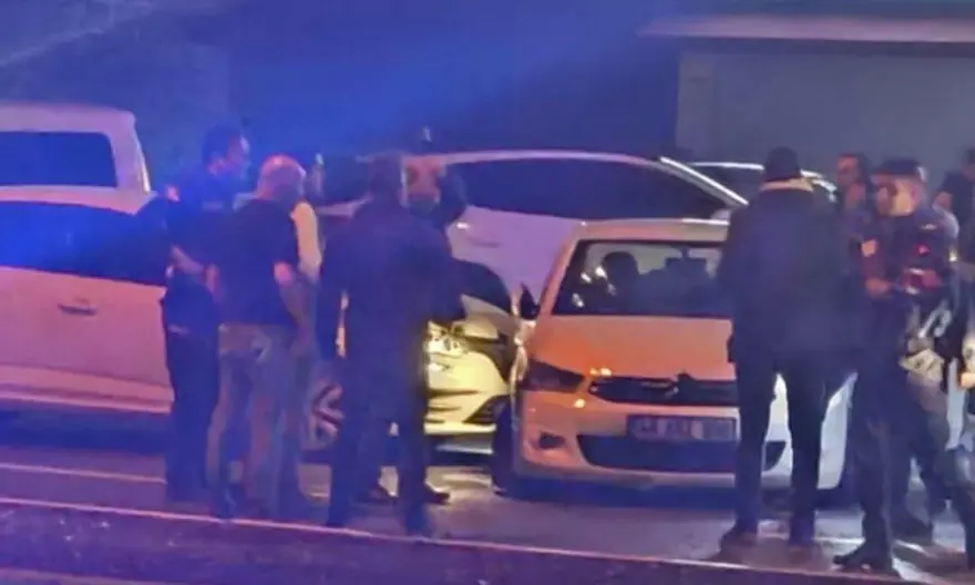 POLİSLE ÇATIŞMAYA GİRDİ 6 POLİSLE ÇATIŞMAYA GİRDİ 6