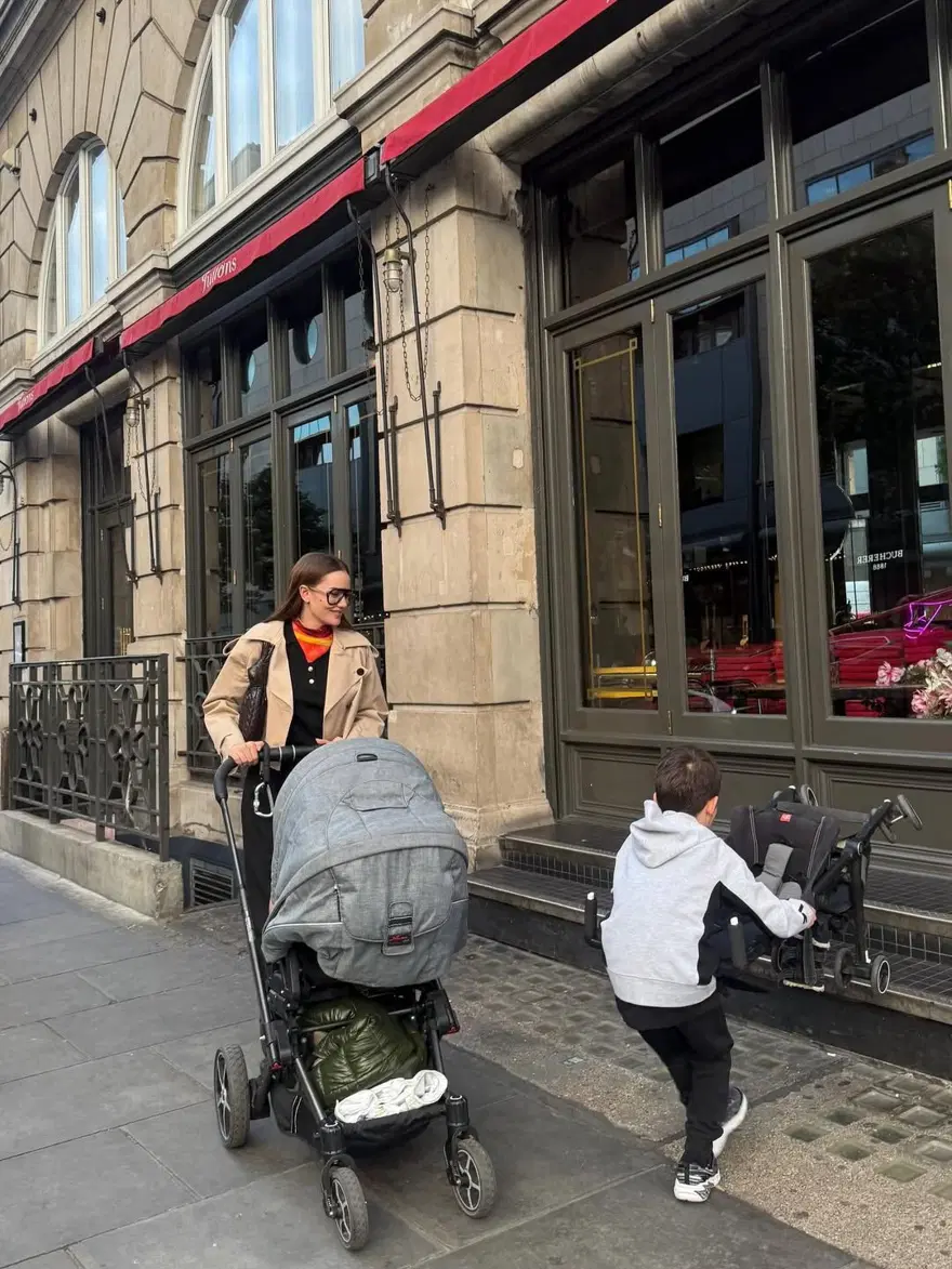 Fahriye Evcen'den Londra pozları 3 Fahriye Evcen'den Londra pozları 3