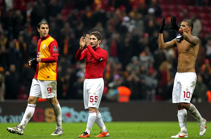 Galatasaray 9'da 9 yaptı 28 Galatasaray 9'da 9 yaptı 28