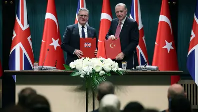 Erdoğan ve Starmer imzaları attı: Türkiye, 44 Eurofighter alacak