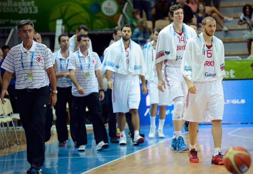 Devler mağlubiyetle kapadı 5