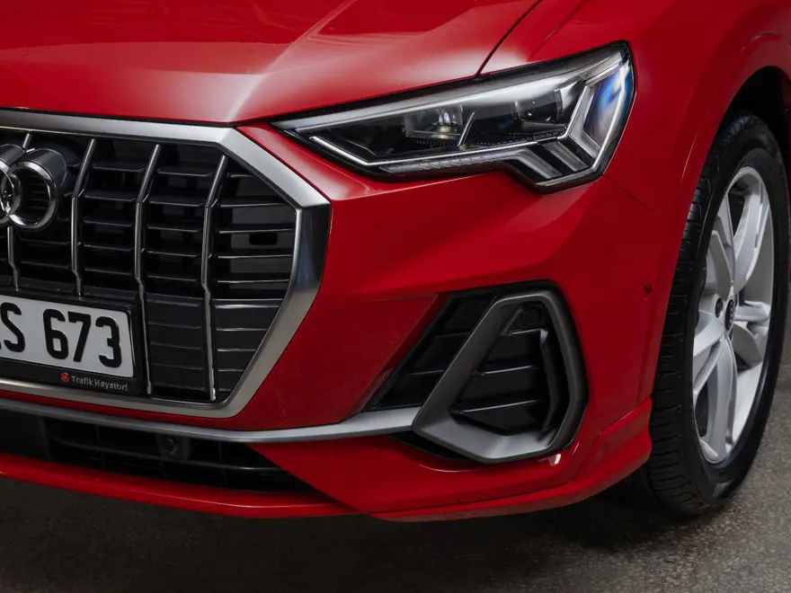 OTOMOBİL TESTİ: Tüm ayrıntılarıyla yenilenen Audi Q3 16