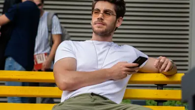 Emre Bey: Sol Yanım'da Burak enerjisi yüksek, renkli bir karakter